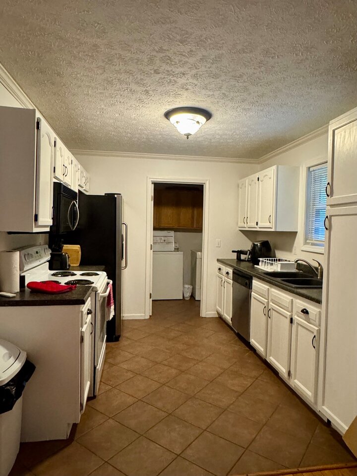 Home in Saint Robert, US