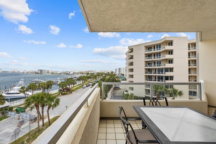 Condo in Destin, US