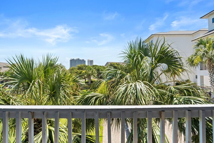 Condo in Miramar Beach, US
