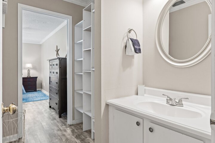 Condo in Miramar Beach, US