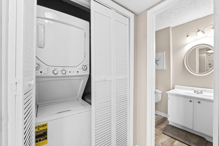 Condo in Miramar Beach, US