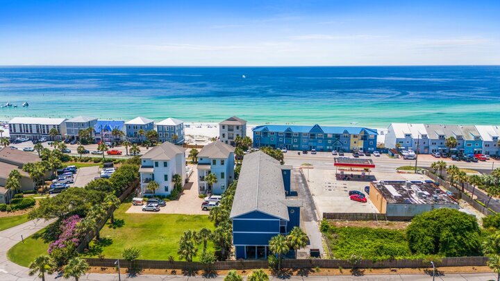 Condo in Miramar Beach, US