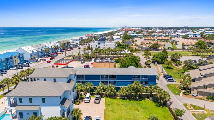 Condo in Miramar Beach, US