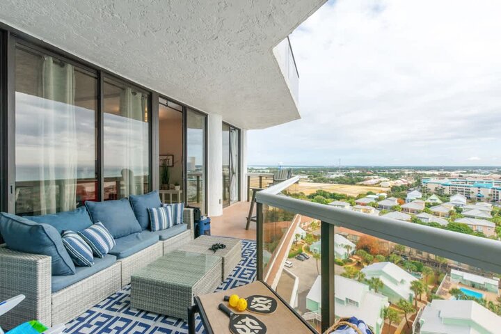 Condominium in Miramar Beach, US