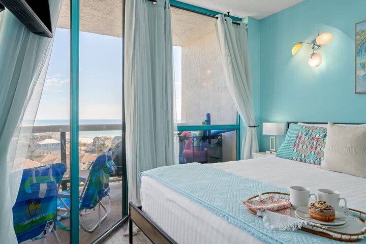 Condominium in Miramar Beach, US