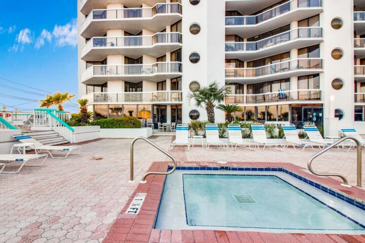 Condominium in Miramar Beach, US