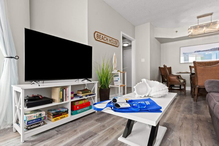 Condominium in Miramar Beach, US