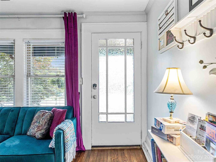 Cottage in Woodfin, US