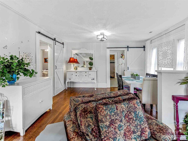 Cottage in Woodfin, US