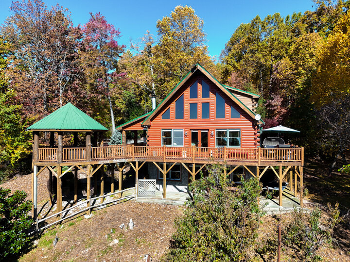 House in Old Fort, US