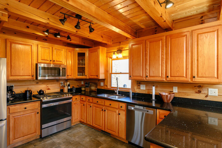 Cabin in Old Fort, US