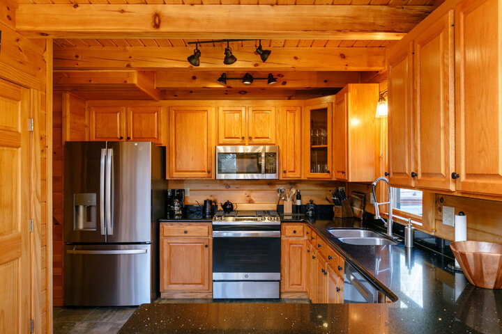 Cabin in Old Fort, US