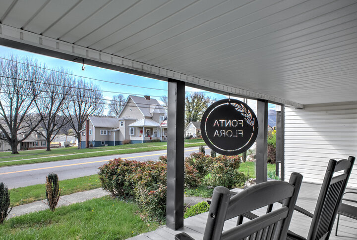 House in Old Fort, US