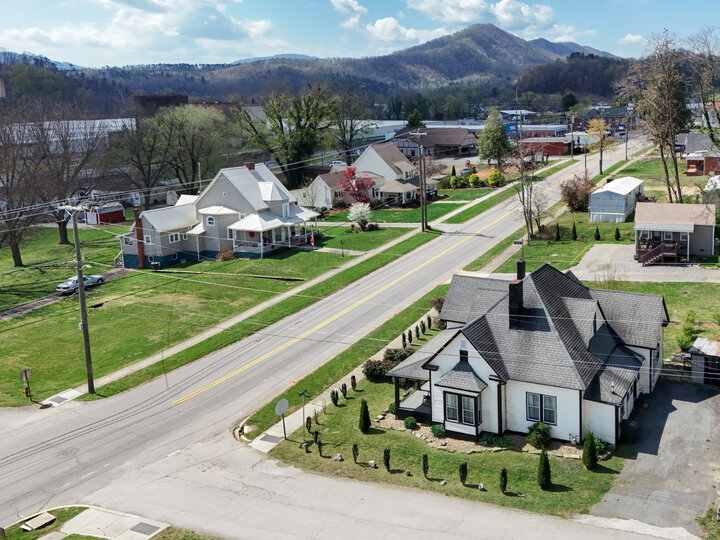House in Old Fort, US