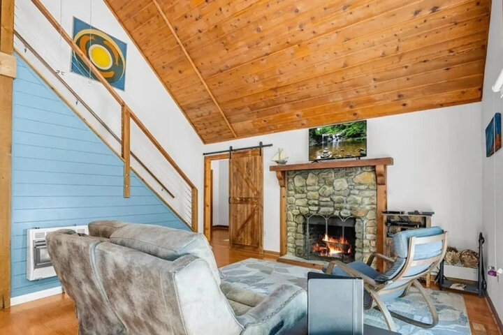 House in Old Fort, US