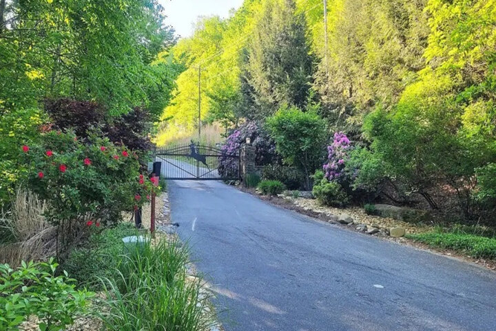 House in Old Fort, US