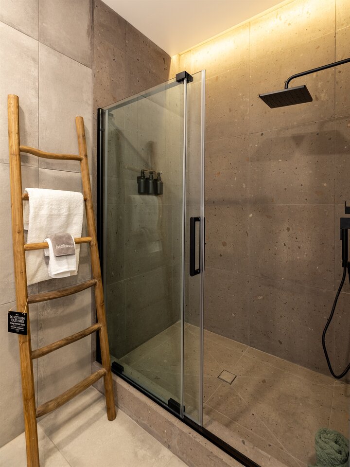 Cabin in Williams, US