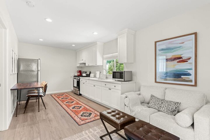 Apartment in Simi Valley, US