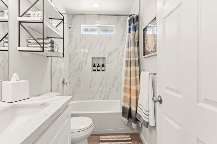 Apartment in Simi Valley, US