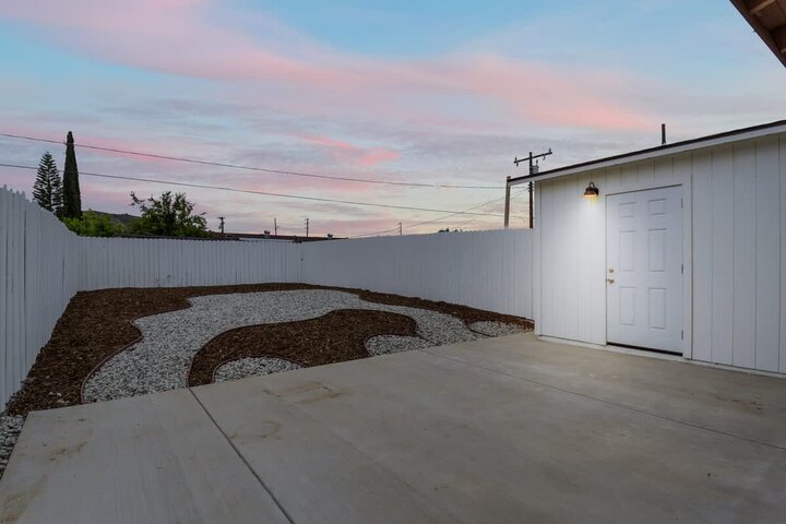 Apartment in Simi Valley, US