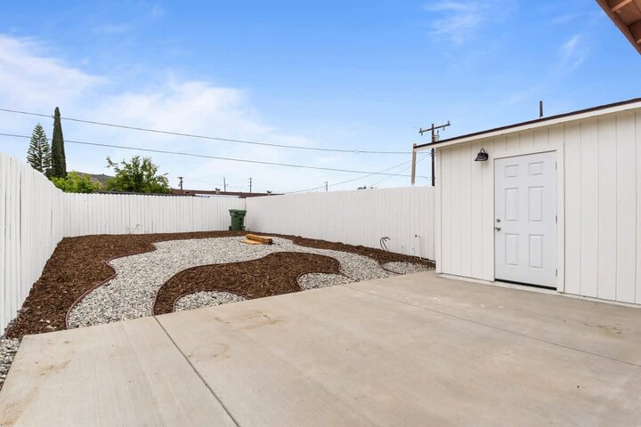 Apartment in Simi Valley, US