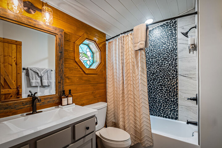 Cabin in Pigeon Forge, US