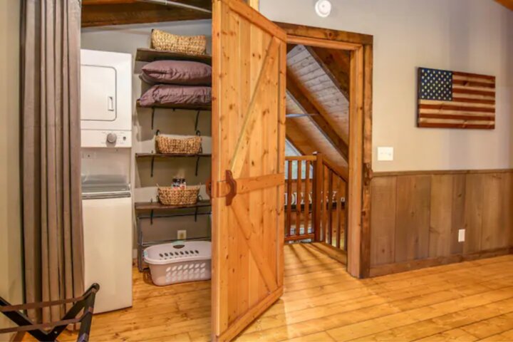 Cabin in Pigeon Forge, US