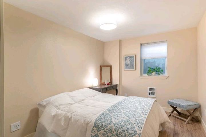 Basement in Portland, US