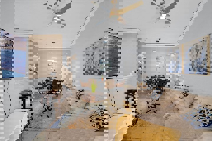 Townhouse in Davenport, US