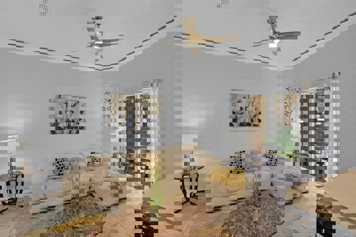 Townhouse in Davenport, US