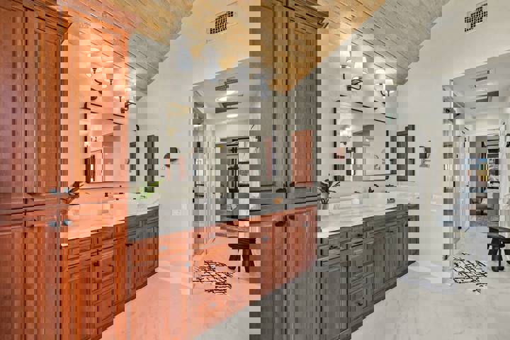 Home in Cape Coral, US