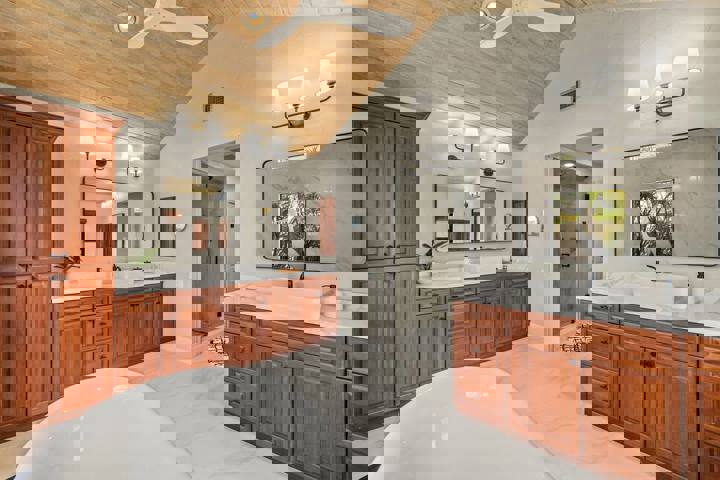 Home in Cape Coral, US