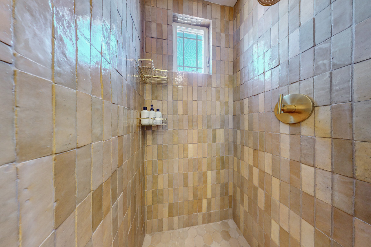 Image 22
