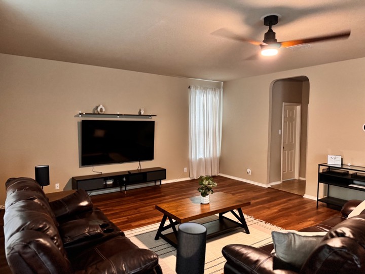 House in Converse, US