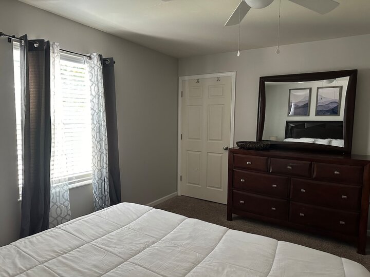 Rental unit in St Robert, US