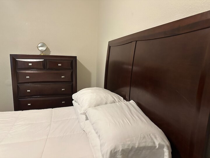 Rental unit in St Robert, US