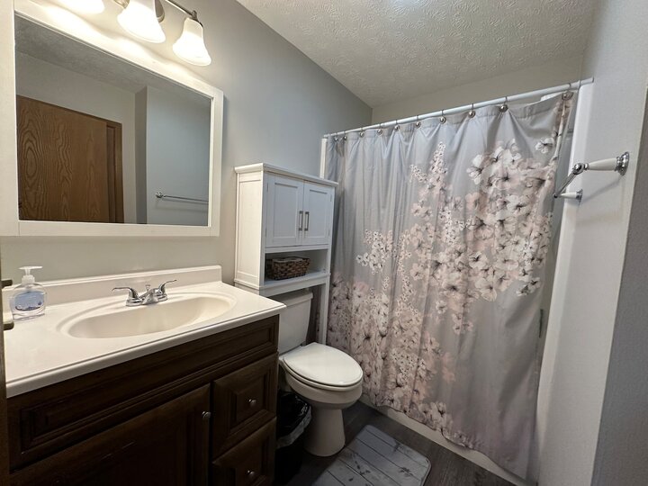 Rental unit in St Robert, US