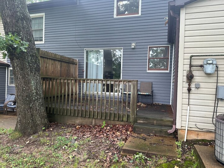 Rental unit in St Robert, US