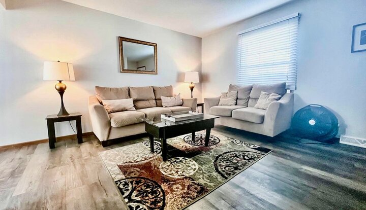 Rental unit in St Robert, US