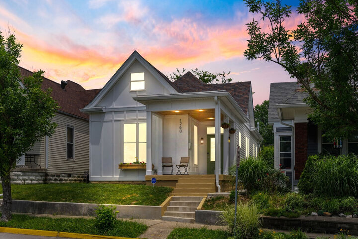 House in New Albany, US