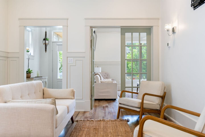 House in New Albany, US