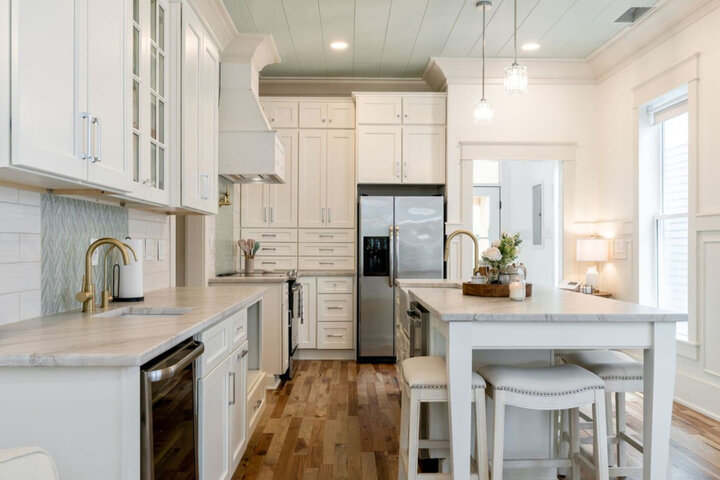 House in New Albany, US