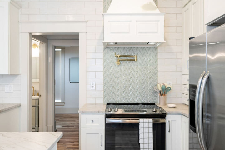 House in New Albany, US