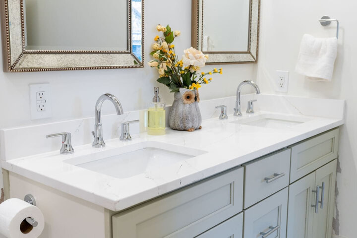 House in New Albany, US