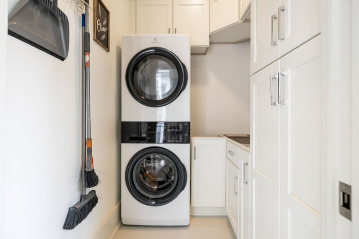 House in New Albany, US