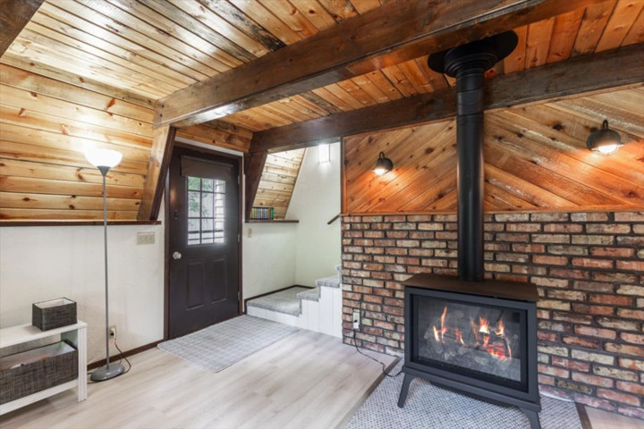 Cabin in Island Park, US