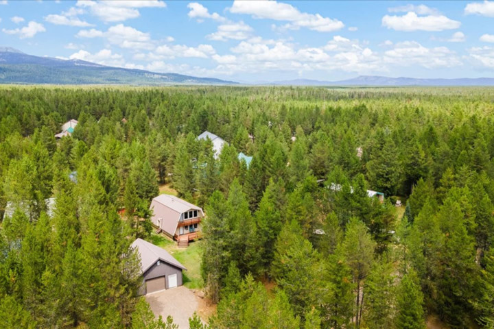 Cabin in Island Park, US