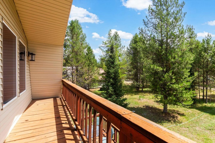 Cabin in Island Park, US